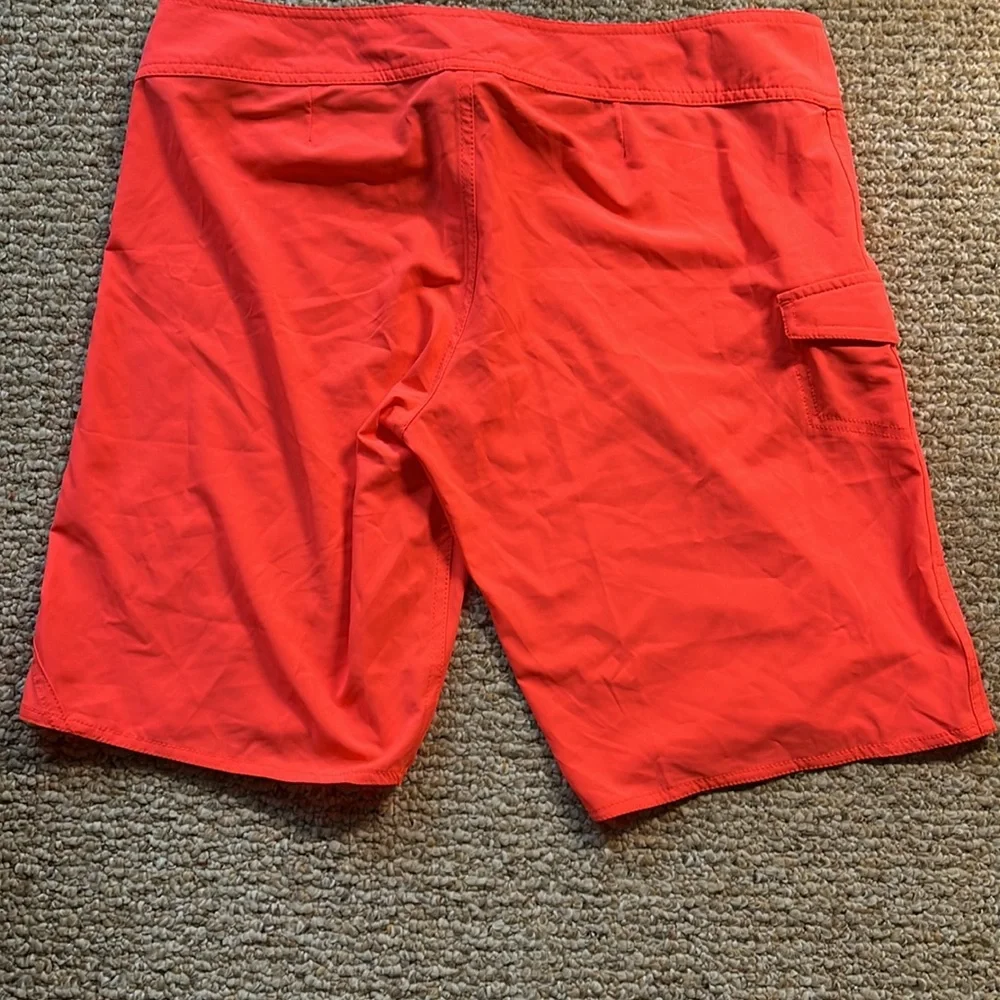 Volcom swim trunks - Picture 4 of 9